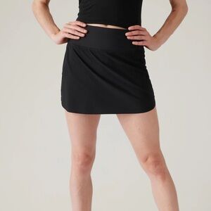 EUC Athleta Run With It 14" Skort Black